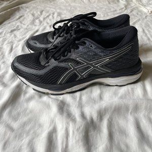 Womens Asics Gel Running Shoes 7